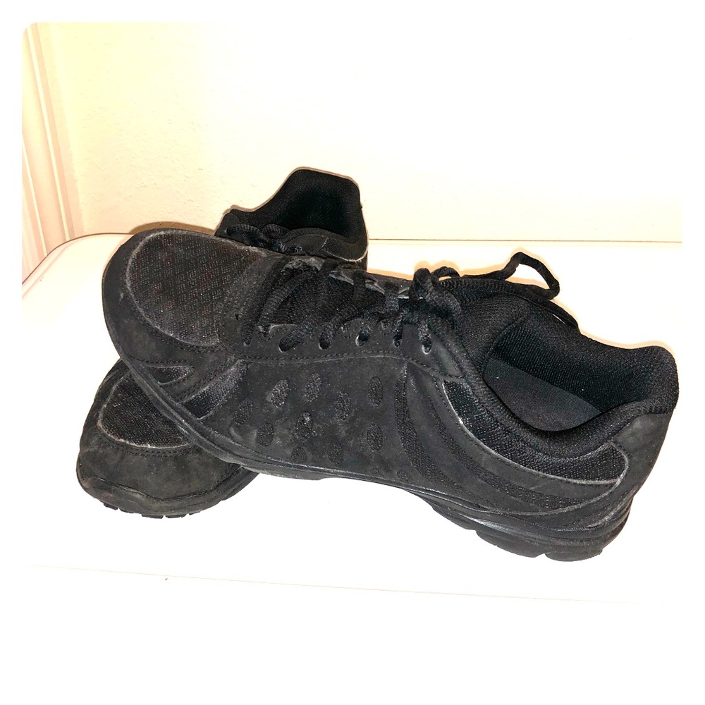 Safe-T-Step Sneakers SIZE: 8.5